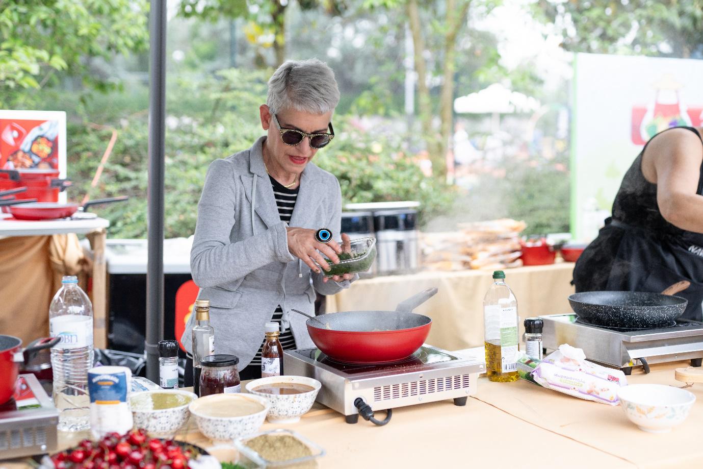 NAVA Cooks at the Kids Fun Festival