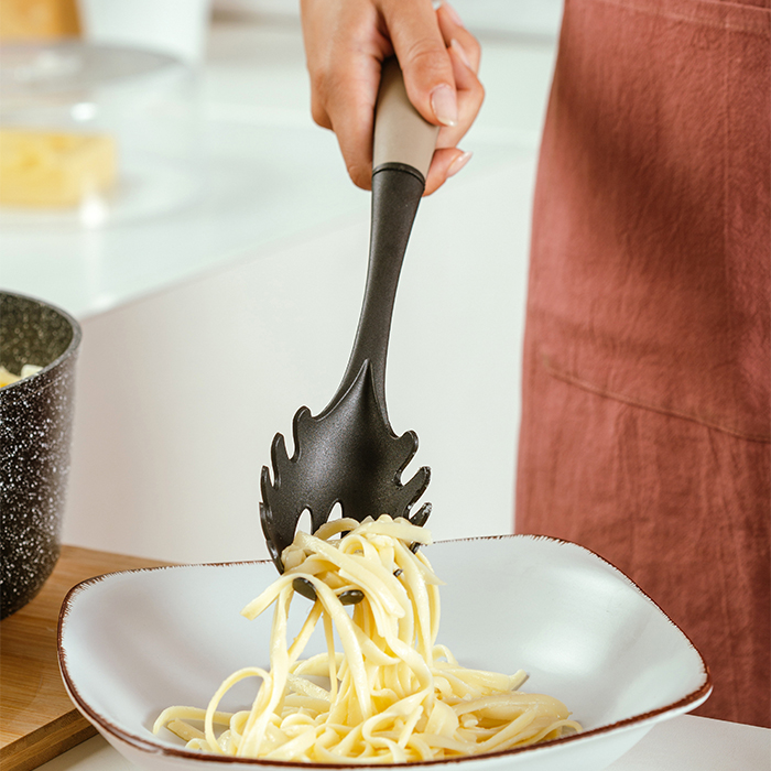 Pasta Monsters Serving Cutlery 1 item