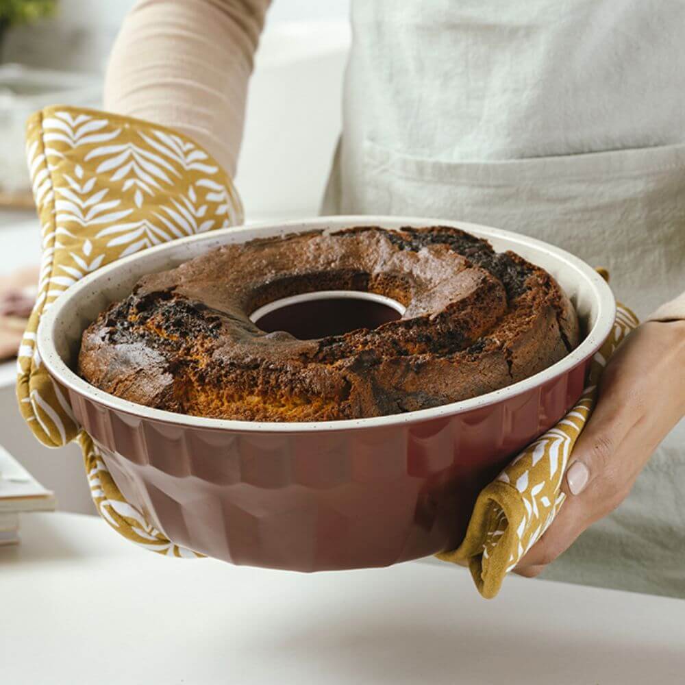 The ultimate sugar-free winter cake