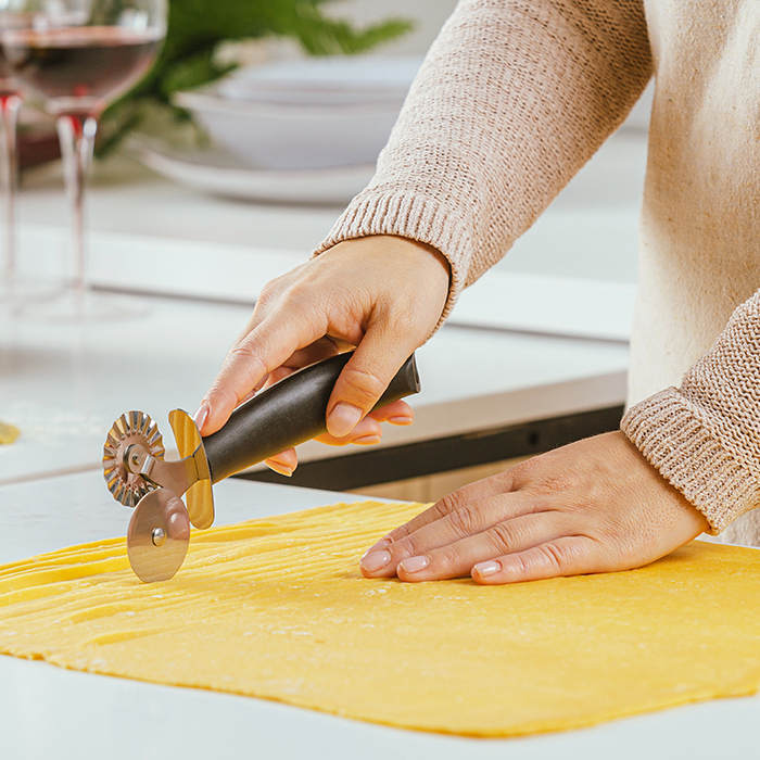 La Gondola Double Pasta Cutter Wheel & Ravioli Stamp